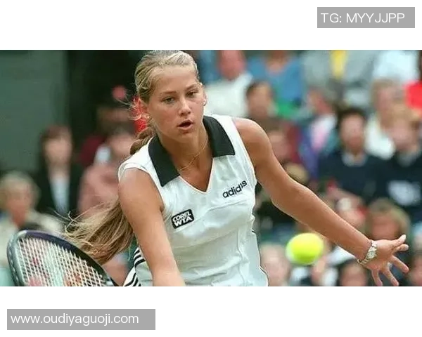 成都网球队以99分领跑大师赛积分榜展现强劲实力 成都网球队以99分领跑大师赛积分榜展现强劲实力