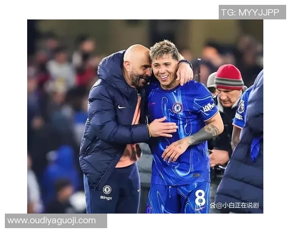 詹俊解读足球明星背后的故事与成就全景展现 詹俊解读足球明星背后的故事与成就全景展现